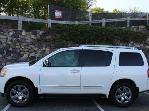 Used 2014 Nissan Armada Platinum image 6