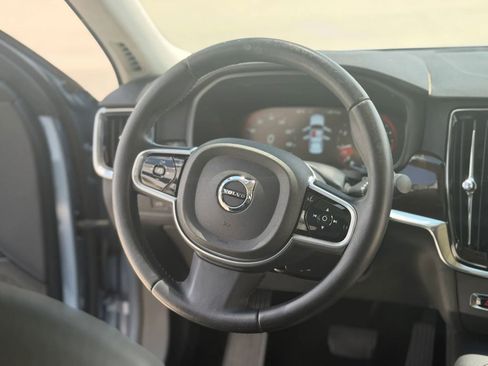 Used 2018 Volvo S90 T5 Momentum w/ Convenience Package FWD image 25