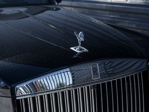 Used 2025 Rolls-Royce Cullinan image 26