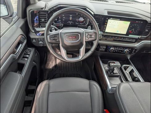 Used 2026 GMC Sierra 1500 SLT w/ SLT Premium Package AWD/4WD image 9