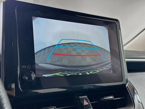 Used 2024 Toyota Corolla LE image 22