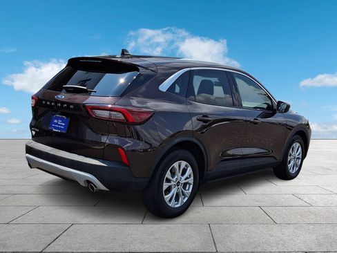 Certified 2023 Ford Escape Active w/ Cold Weather Package FWD image 6