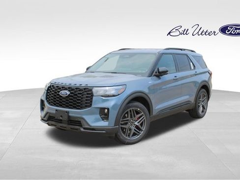 New 2026 Ford Explorer ST-Line w/ ST-Line Street Pack RWD image 1