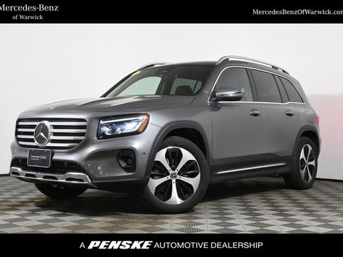 Certified 2026 Mercedes-Benz GLB 250 4MATIC image 1
