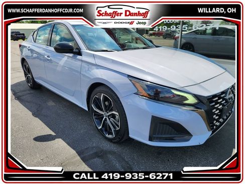 Used 2024 Nissan Altima 2.5 SR FWD image 1