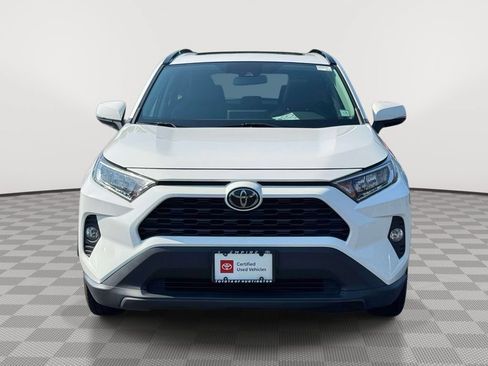 Used 2020 Toyota RAV4 XLE w/ Convenience Package AWD/4WD image 2