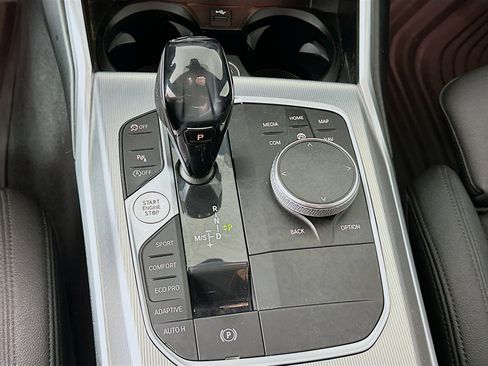 Used 2020 BMW 330i Sedan w/ M Sport Package RWD image 25