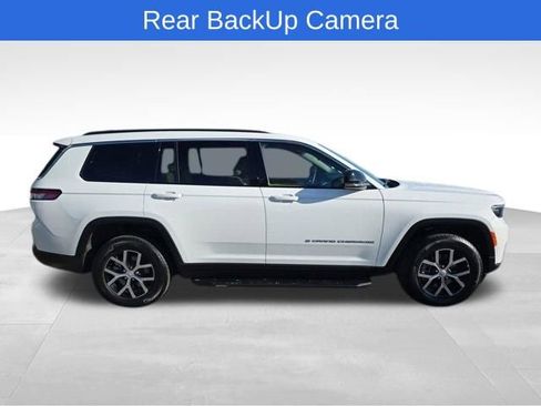 Used 2025 Jeep Grand Cherokee L Limited image 7