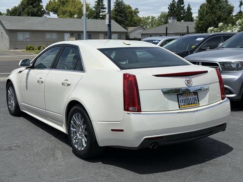 Used 2012 Cadillac CTS Luxury RWD image 3