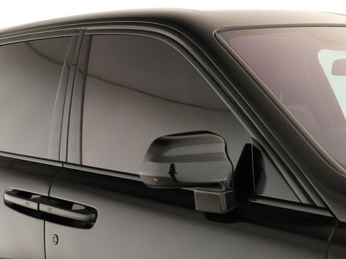 Used 2025 Rolls-Royce Cullinan Black Badge AWD/4WD image 46