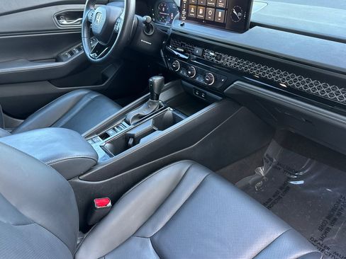 Used 2023 Honda Accord Sport image 31