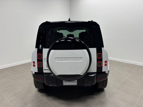 Used 2026 Land Rover Defender 110 S AWD/4WD image 8