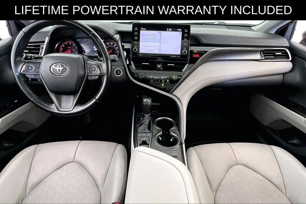 Used 2022 Toyota Camry XSE FWD image 19
