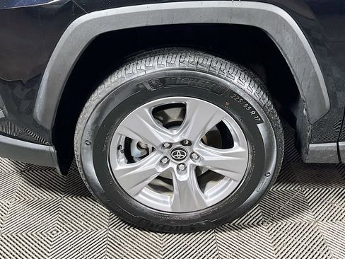 Certified 2025 Toyota RAV4 XLE AWD/4WD image 28