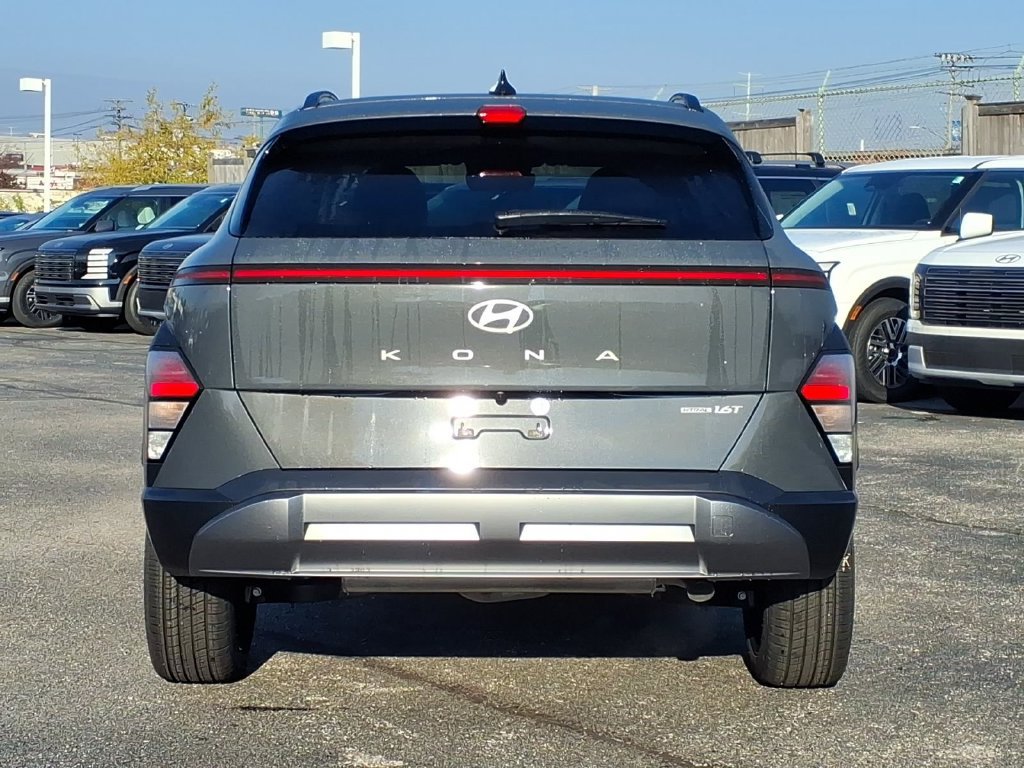 New 2027 Hyundai Kona SEL Premium AWD/4WD image 4