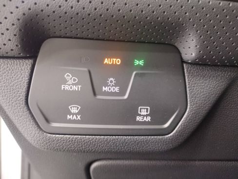 New 2026 Volkswagen Atlas Cross Sport SE AWD/4WD image 24