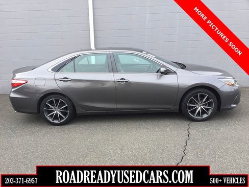 Used 2016 Toyota Camry XSE image 1