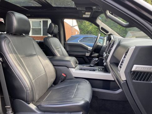 Used 2016 Ford F150 Lariat w/ Equipment Group 502A Luxury AWD/4WD image 18