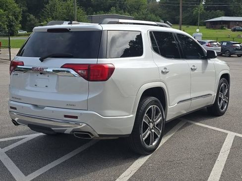 Used 2017 GMC Acadia Denali w/ Technology Package AWD/4WD image 5