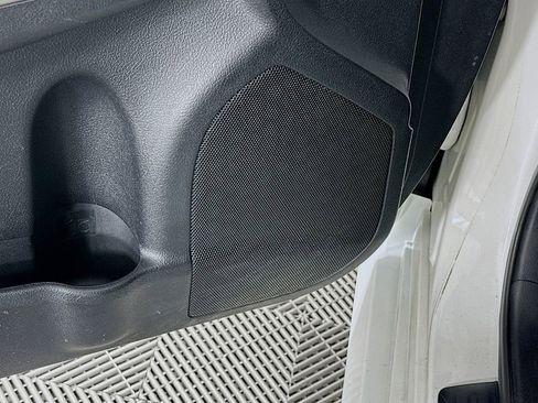 Used 2013 Toyota Camry SE image 23