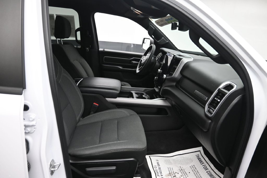 Used 2023 RAM 1500 Big Horn AWD/4WD image 9