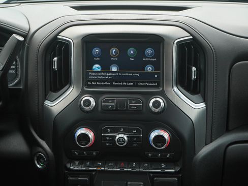 Used 2022 GMC Sierra 2500 Denali AWD/4WD image 15