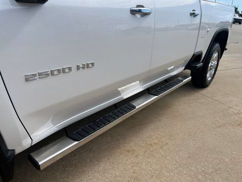 Certified 2022 Chevrolet Silverado 2500 LTZ w/ LTZ Plus Package AWD/4WD image 10