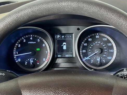 Used 2018 Hyundai Santa Fe Sport image 14