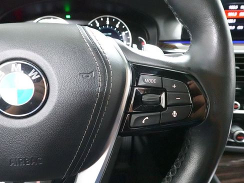 Used 2019 BMW 530i xDrive w/ Convenience Package AWD/4WD image 14