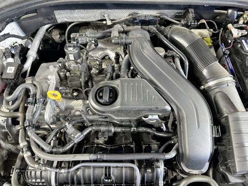 Used 2022 Volkswagen Jetta SE image 29