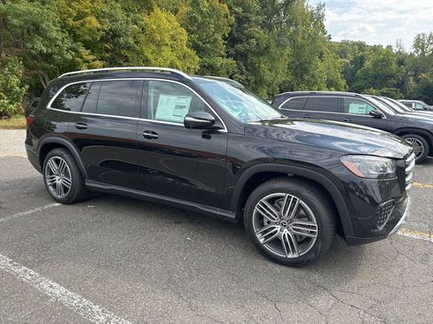 New 2026 Mercedes-Benz GLS 450 4MATIC image 12