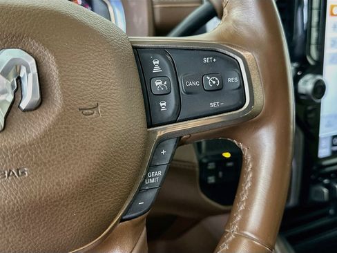 Used 2023 RAM 2500 Limited AWD/4WD image 26
