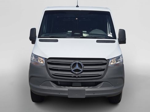 New 2025 Mercedes-Benz Sprinter 2500 image 8