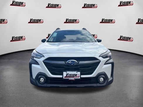 Used 2023 Subaru Outback Premium image 2