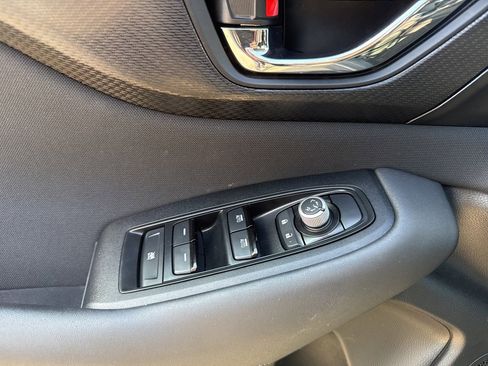 Used 2024 Subaru Outback Premium image 18