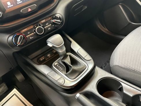 Used 2021 Kia Soul LX image 24