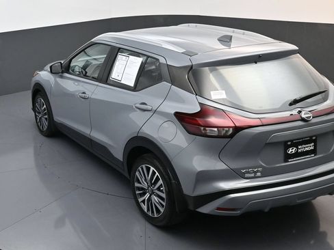 Used 2024 Nissan Kicks SV FWD image 18