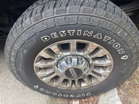 Used 2020 Ford F250 XLT w/ XLT Premium Package AWD/4WD image 6