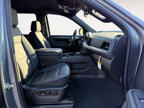 New 2026 Chevrolet Tahoe LT w/ Comfort Package image 19