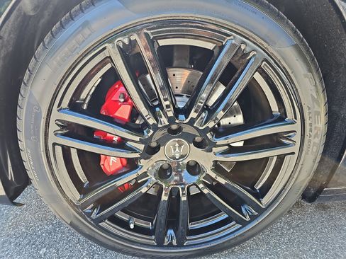 Used 2022 Maserati Ghibli Modena Q4 image 36