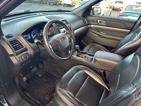 Used 2019 Ford Explorer XLT w/ Equipment Group 202A image 14
