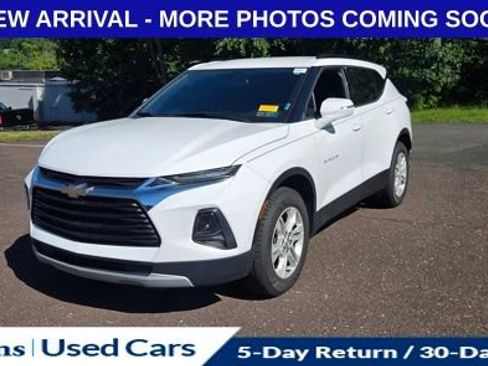 Used 2021 Chevrolet Blazer LT FWD image 3