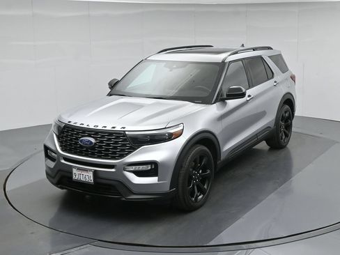 Certified 2023 Ford Explorer ST-Line w/ Class IV Trailer Tow Package RWD image 36