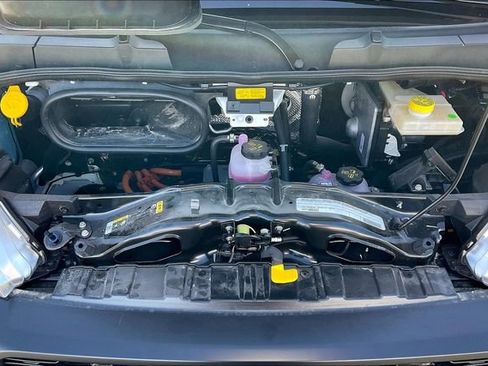 New 2025 RAM ProMaster 3500 FWD image 9