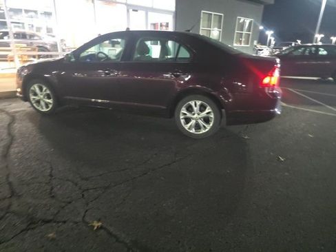 Used 2012 Ford Fusion SE image 8