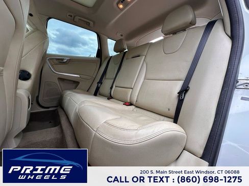 Used 2014 Volvo XC60 T6 AWD/4WD image 12