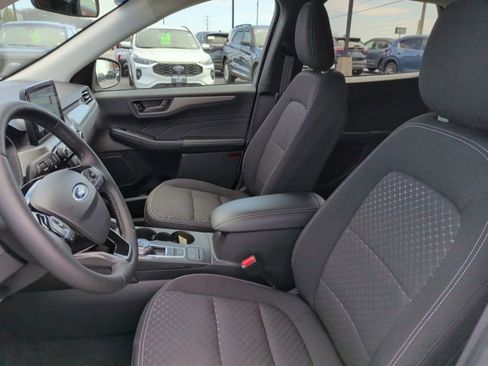 Certified 2023 Ford Escape Active AWD/4WD image 4