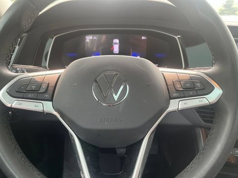 Certified 2024 Volkswagen Jetta SE FWD image 22