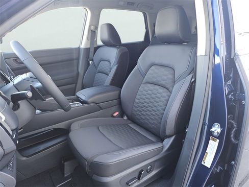 New 2026 Nissan Pathfinder SV image 13