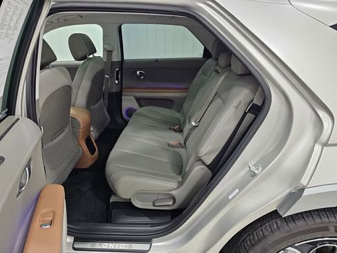 Used 2024 Hyundai Ioniq 5 Limited image 3